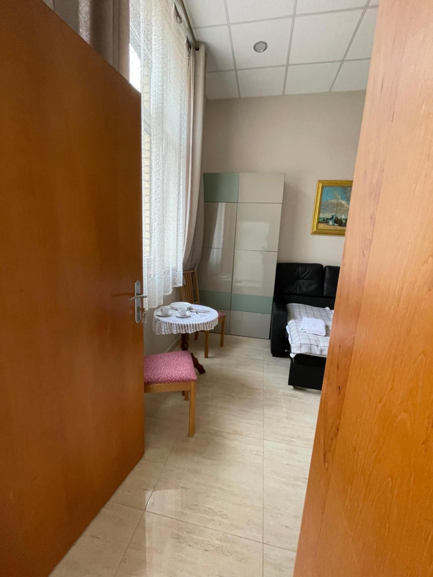 Hl Lebski Apartamenty ليبا المظهر الخارجي الصورة